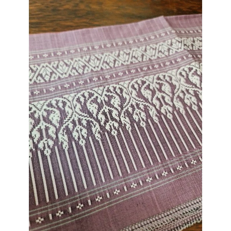 ตีนต่วยไหมแท้ทอมือยกไหมสีขาว ขนาด 7.5นิ้วx2เมตร สีชมพูกะปิ รหัส WN-119-05076812