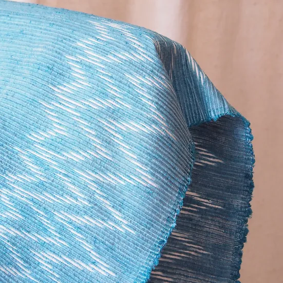 ผ้าคลุมไหล่ผ้าไหม ผืนใหญ่ มัดย้อม มีชายครุย ขนาด 100x200ซม. สีฟ้า รหัส ZYH-CT-102643