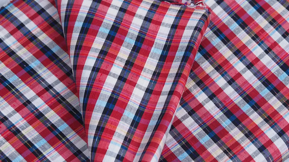 ผ้าไหม ลายสก็อต ไหมแท้ เนื้อหยาบนุ่ม สีคละสี ขายตามความยาวหลา รหัส A9-CT-100245