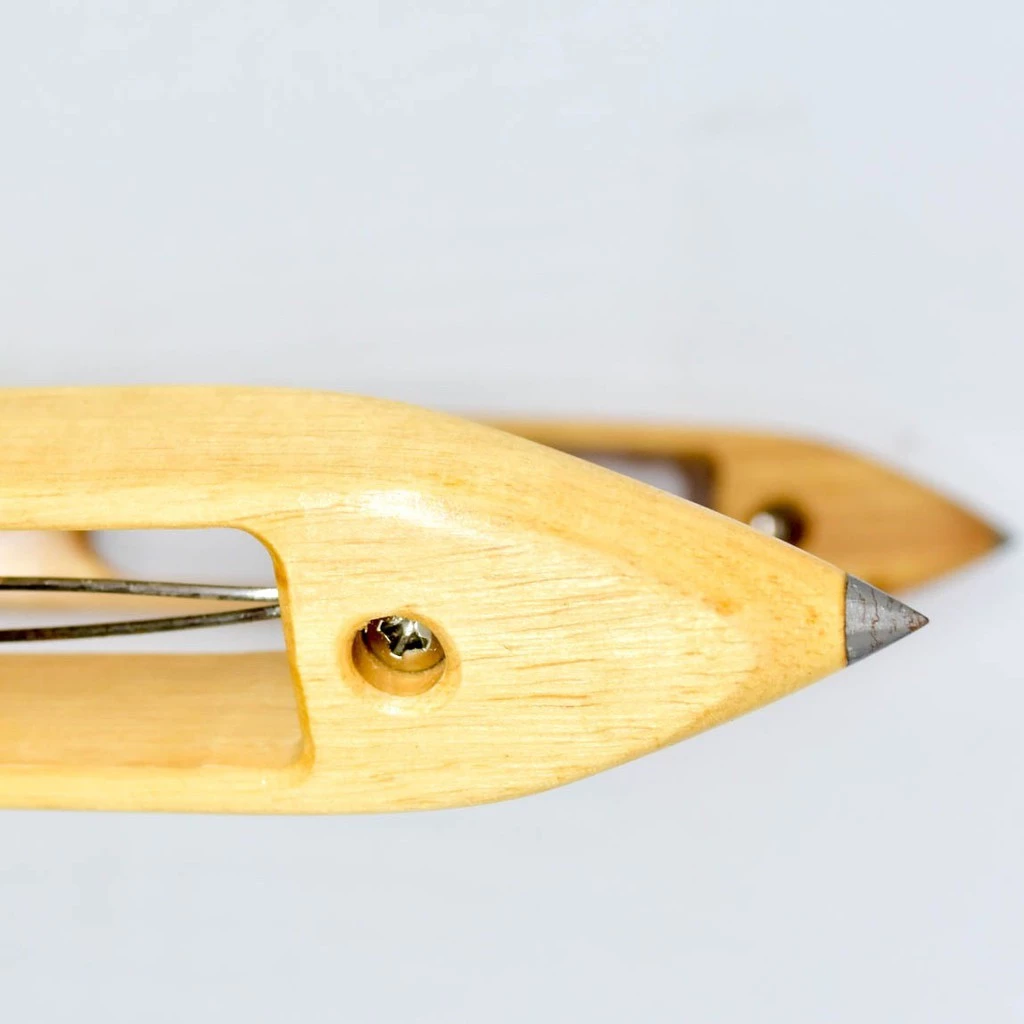 กระสวยไม้กี่กระตุก อุปกรณ์ทอผ้า ไม้ขาว รหัส 76-2-091667132