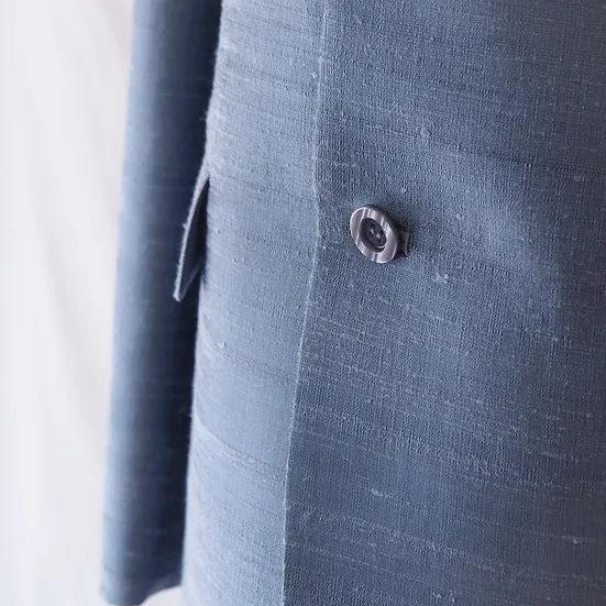 เสื้อสูทเบลเซอร์ผ้าไหม เนื้อไหมบ้าน สีฟ้าเทา ไซส์ L รหัส DO-CT-SKU102447