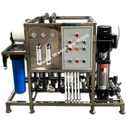 เครื่องกรองน้ำอุตสาหกรรม RO 24000 LPD กำลังการผลิตสูงถึง 1,000 ลิตร/ชั่วโมง