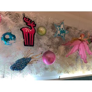 งานบริการและสินค้าของร้านChristmasgoogleในช่วงเทศกาลคริสต์มาส