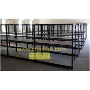 ชั้นเหล็กฉากพื้นปูแผ่นไม้