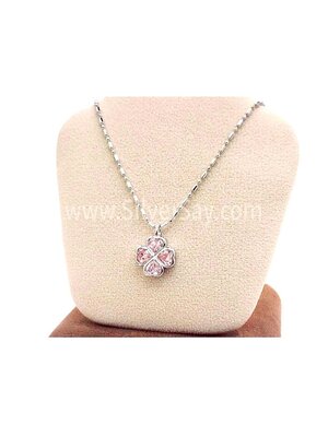 จี้หัวใจสี่ทิศรูปใบโคลเวอร์ Clover 4 ฝังเพชรสวิสสีชมพูรูปหัวใจ 5x5 มม.