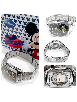 สลักชื่อ-สลักข้อความ-สลักวันที่ "Thank you MN!" 19 August 2013 บนนาฬิกา Mickey Mouse