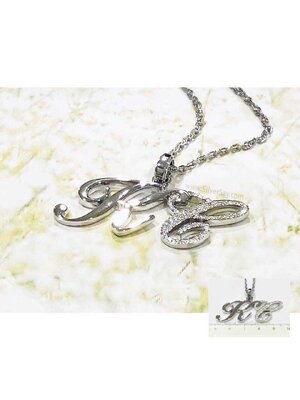 จี้ชื่อ-สร้อยชื่อ "KC" ฝังเพชรสวิส เงินแท้ 925 ชุบทองคำขาว