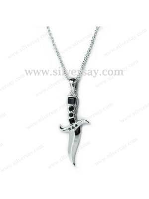 จี้มีดดาบฝังเพชรสวิสสีดำ