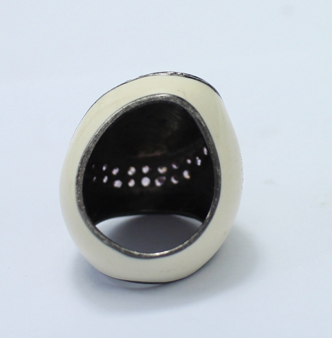 SI0096 แหวนลงยาสีครีมประดับพลอยชมพู เงินแท้ นน.13.9 กรัม size 54