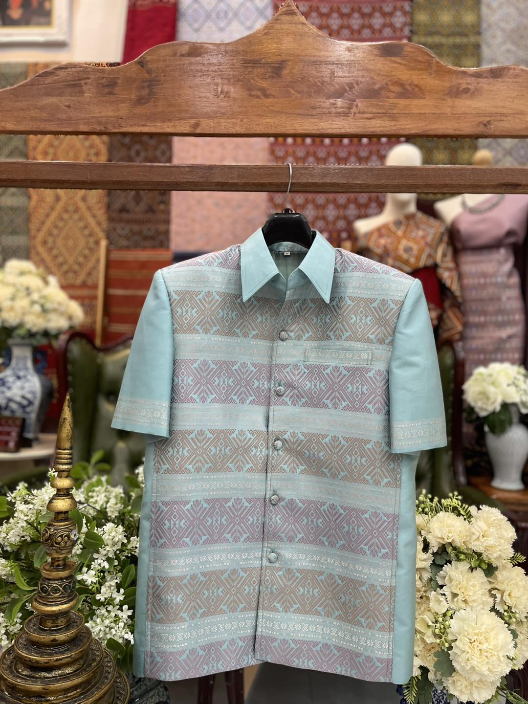 เสื้อสูทไหมแพรวา แขนสั้น สีฟ้ามิ้น ไซส์L รหัส DR-BM-05236825