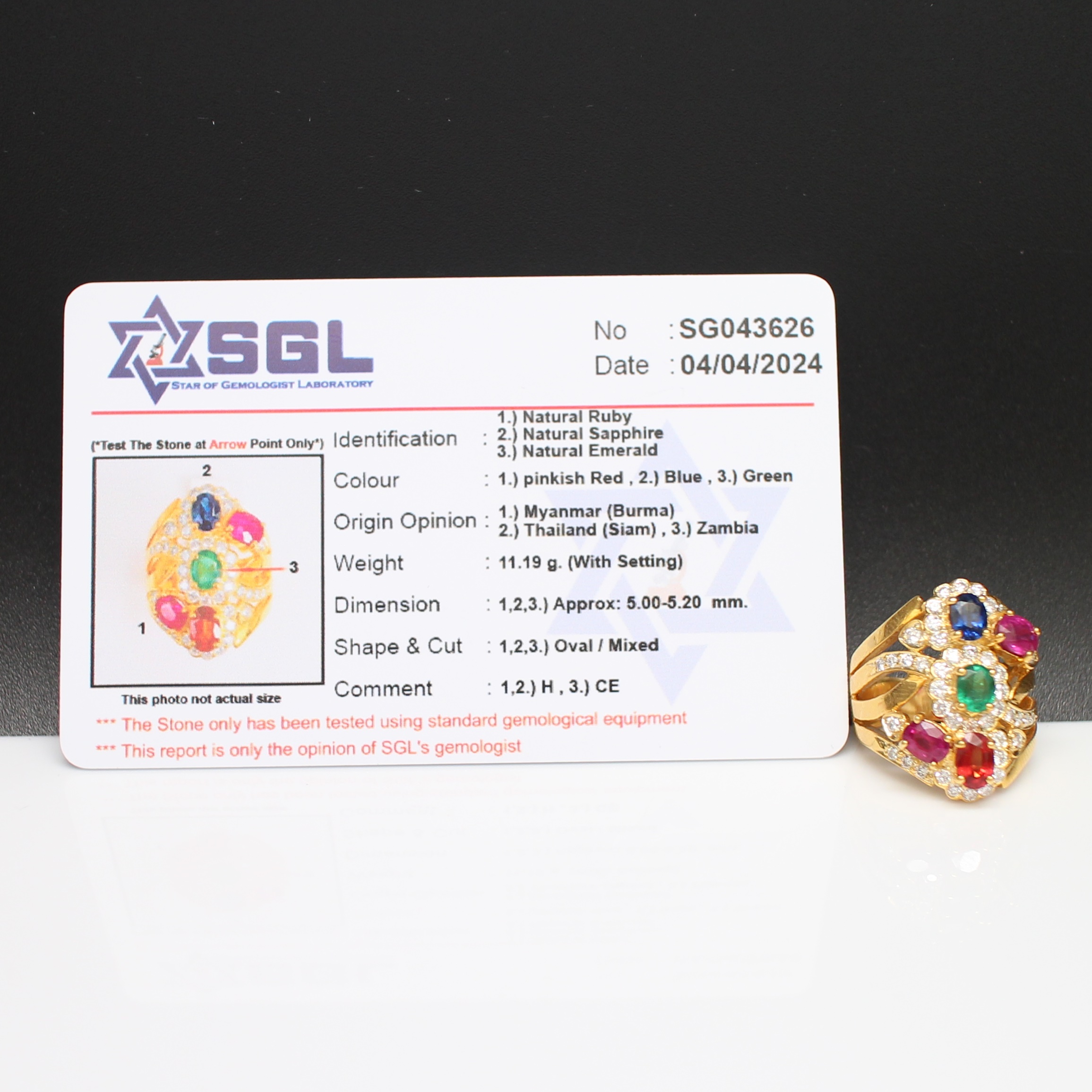 RG250208 แหวนพลอยหลากสีล้อมเพชร เพชรแท้ 0.81 กะรัต ทองแท้ 90% นน.รวม 11.1 กรัม ขนาดแหวน 51.5 พลอยสวยทุกเม็ด