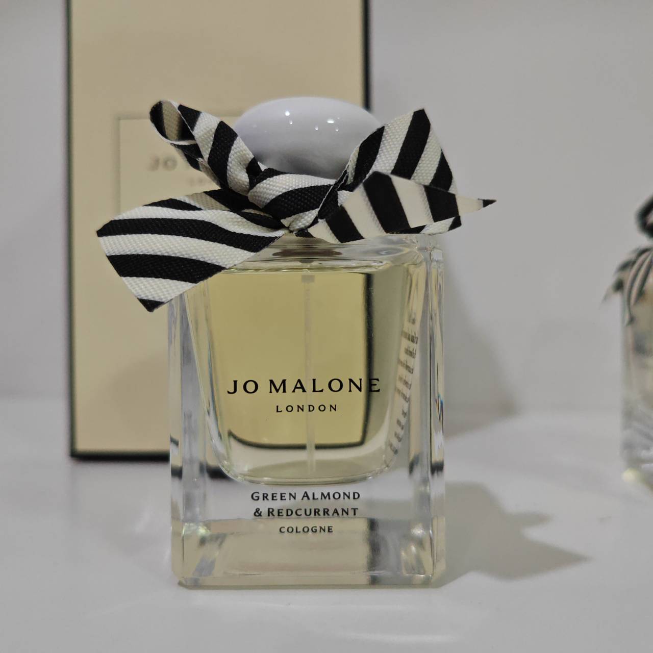 น้ำหอมแท้ Jo Malone Green Almond & Redcurrant (2023) 50ml อปก. กล่อง โบว์
