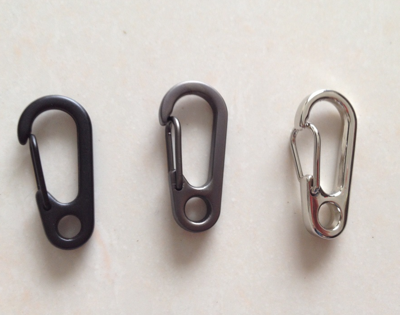 คลิป ร้อยพวงกุญแจ EDC