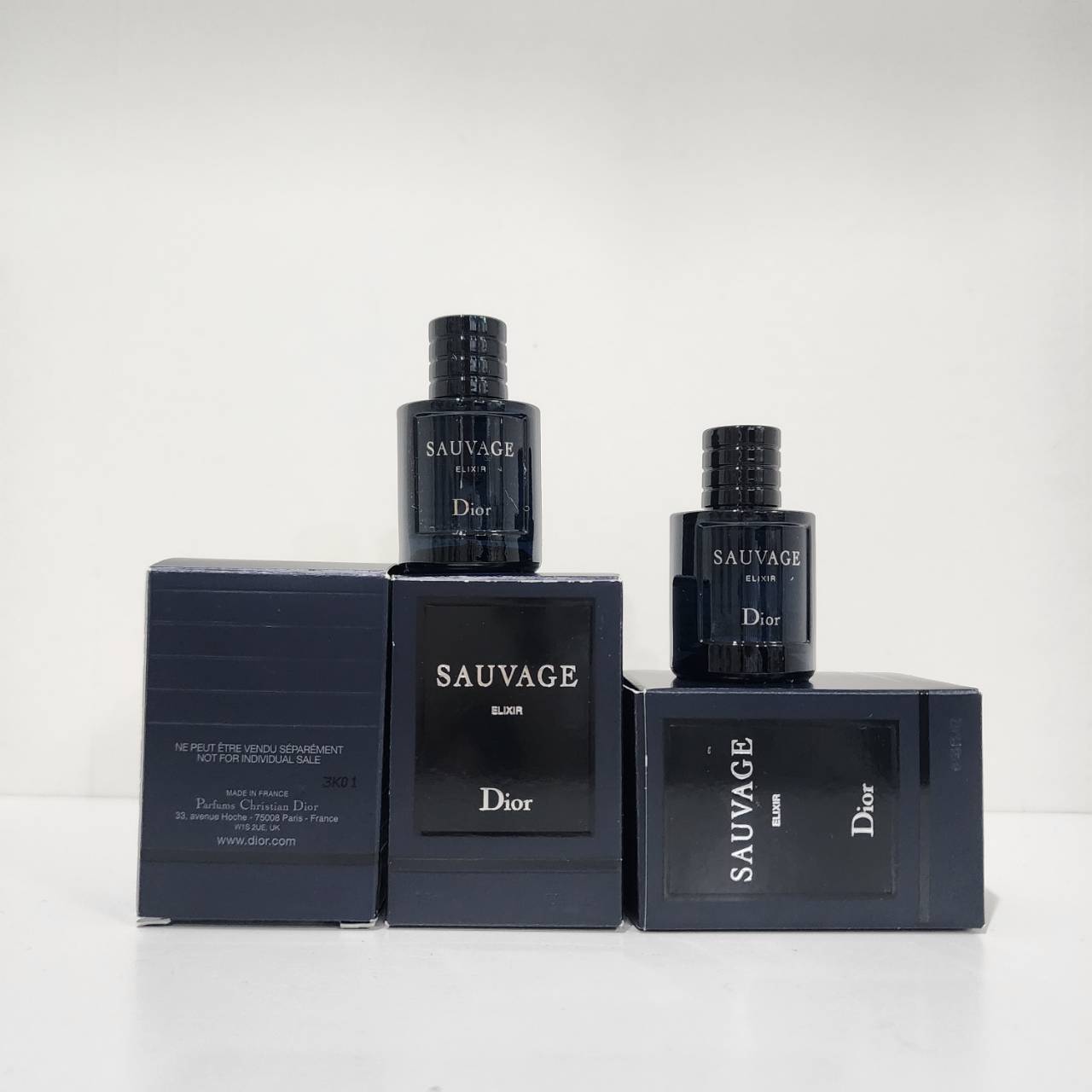 น้ำหอมจิ๋วมินิ Dior Sauvage Elixir 7.5ml แบบแต้มมีกล่อง ( Mini Perfume น้ำหอมขนาดพกพา) น้ำหอมจิ๋วมินิ ขวดน่ารัก ตั้งโชว์ก็สวย พกพาก็สะดวก หัวแต้มตามจุดชีพจร