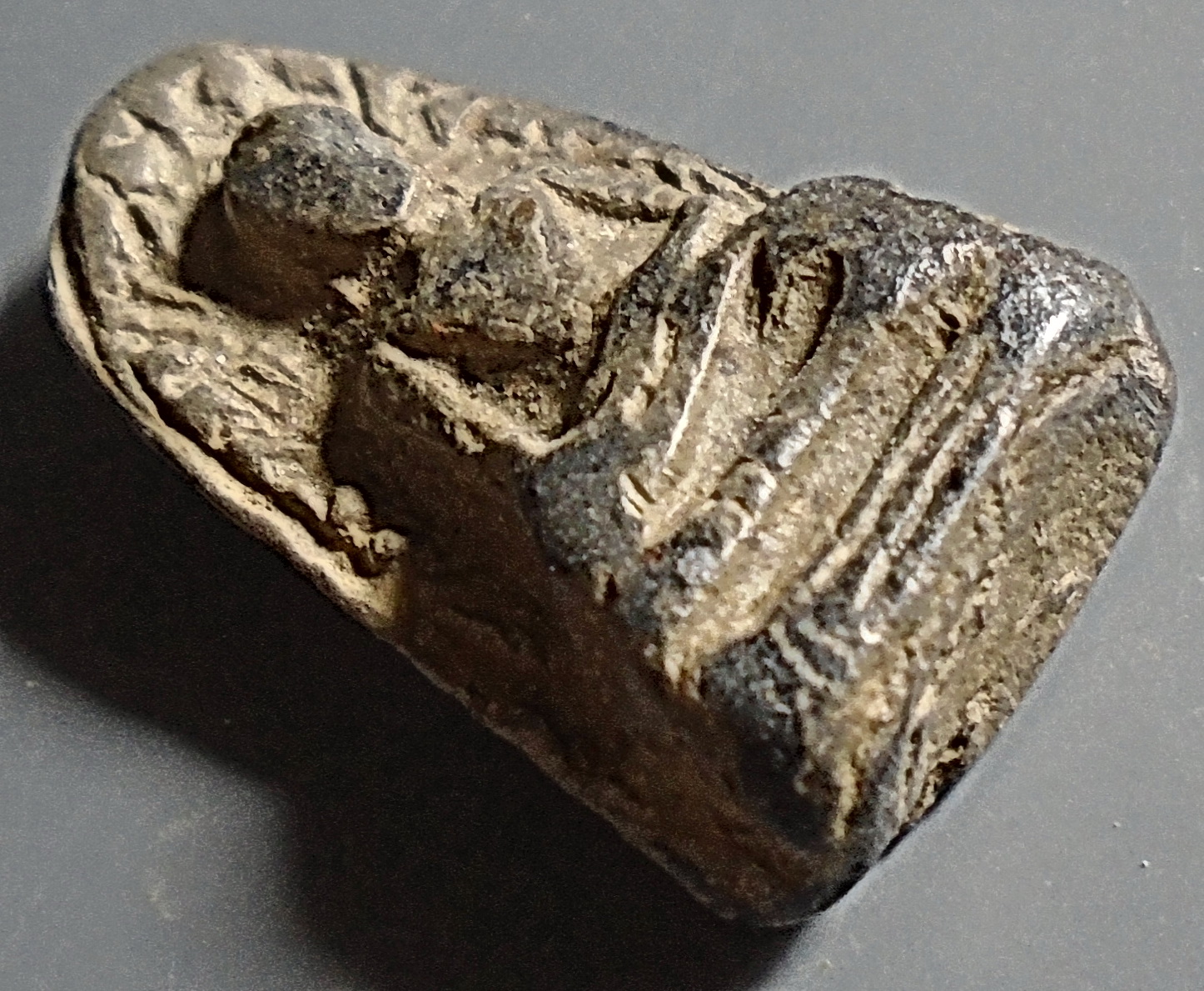 พระรอดมหาวัน เนื้อดิน ลำพูน