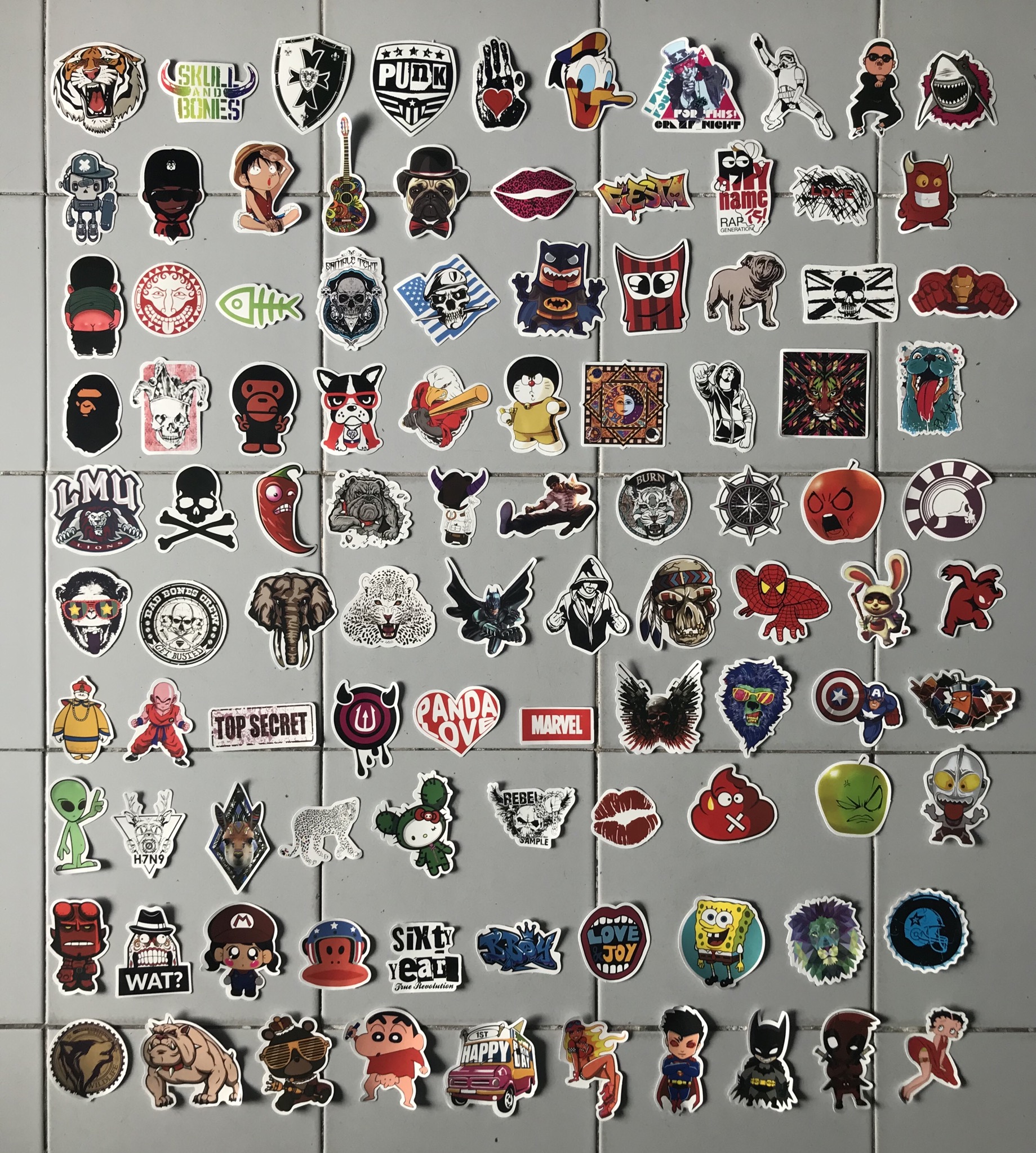 สติ๊กเกอร์ (set 100 ชิ้น) ติด ตกแต่ง กระเป๋า โน๊ตบุ๊ค ของใช้จิปาถะ