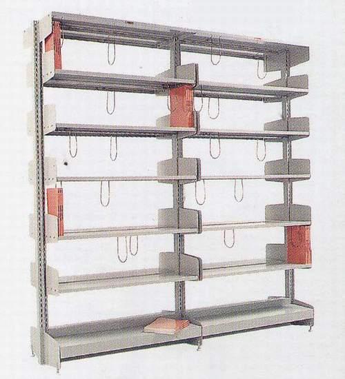 ชั้นวางหนังสือห้องสมุด