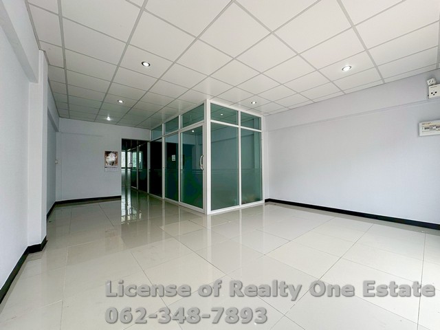 ขาย / ให้เช่า อาคารพาณิชย์ 3.5 ชั้น หลังมุม ติดหน้าโครงการ หมู่บ้านประชาสุข เลคแอนด์มอลล์ แสมดำ พระราม 2 บางขุนเทียน