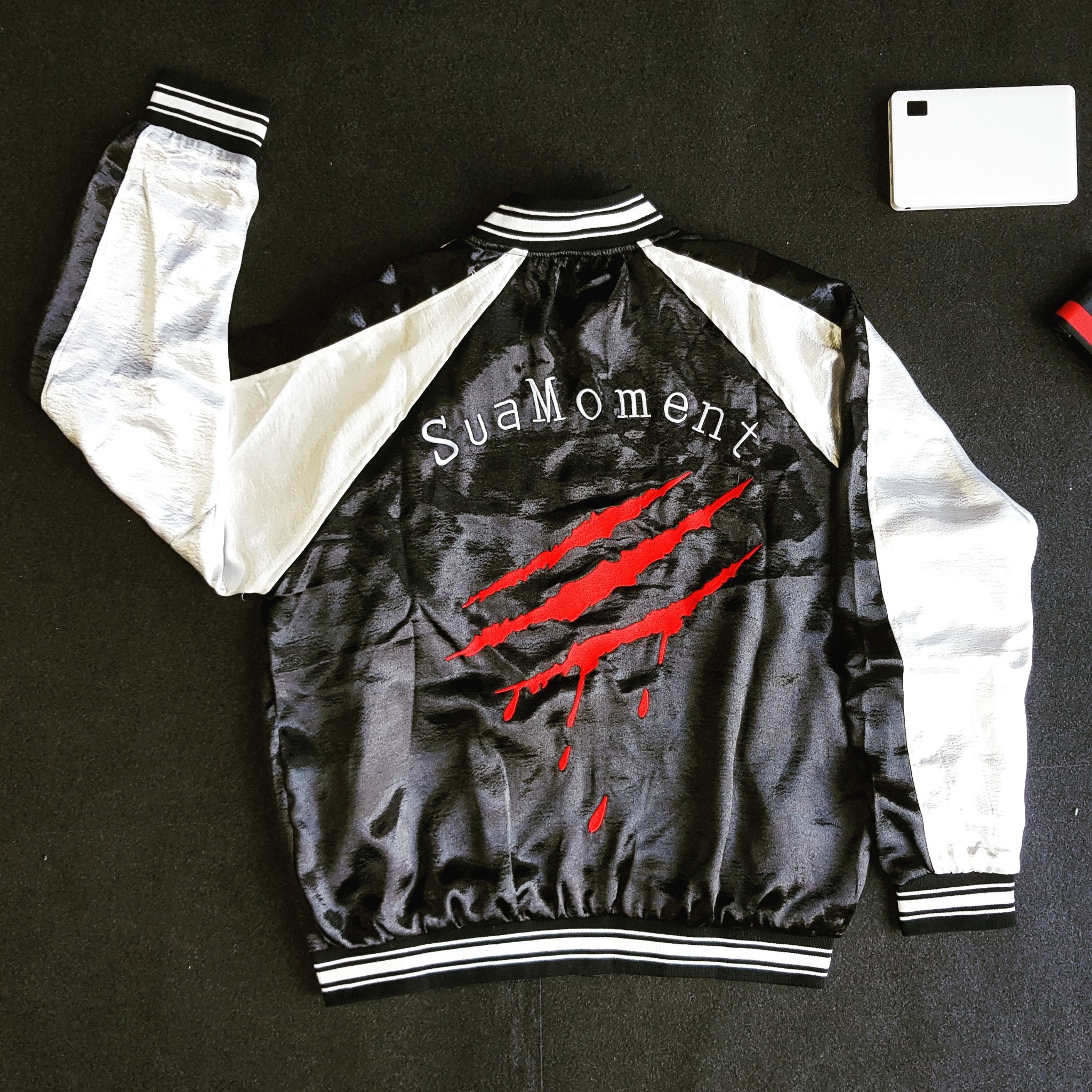 เสื้อคลุม ลายปัก