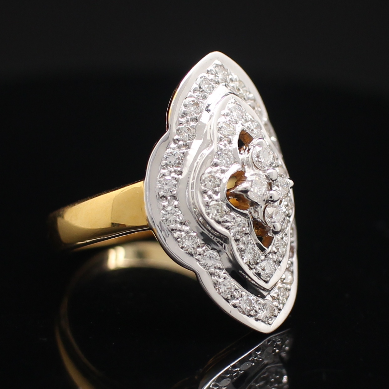 RG250081 แหวนเพชรทรงมาคีย์ เพชรแท้ 0.88 กะรัต ทองแท้ 90% นน.รวม 8.5 กรัม ขนาดแหวน 55