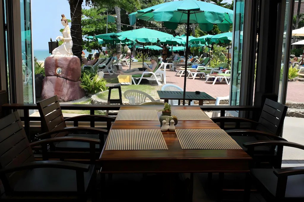 SOLD OUT📍 โรงแรมหรูติดทะเล Khaolak Palm Beach Hotel & Resort จ.พังงา ราคาถูก 🏖️✨