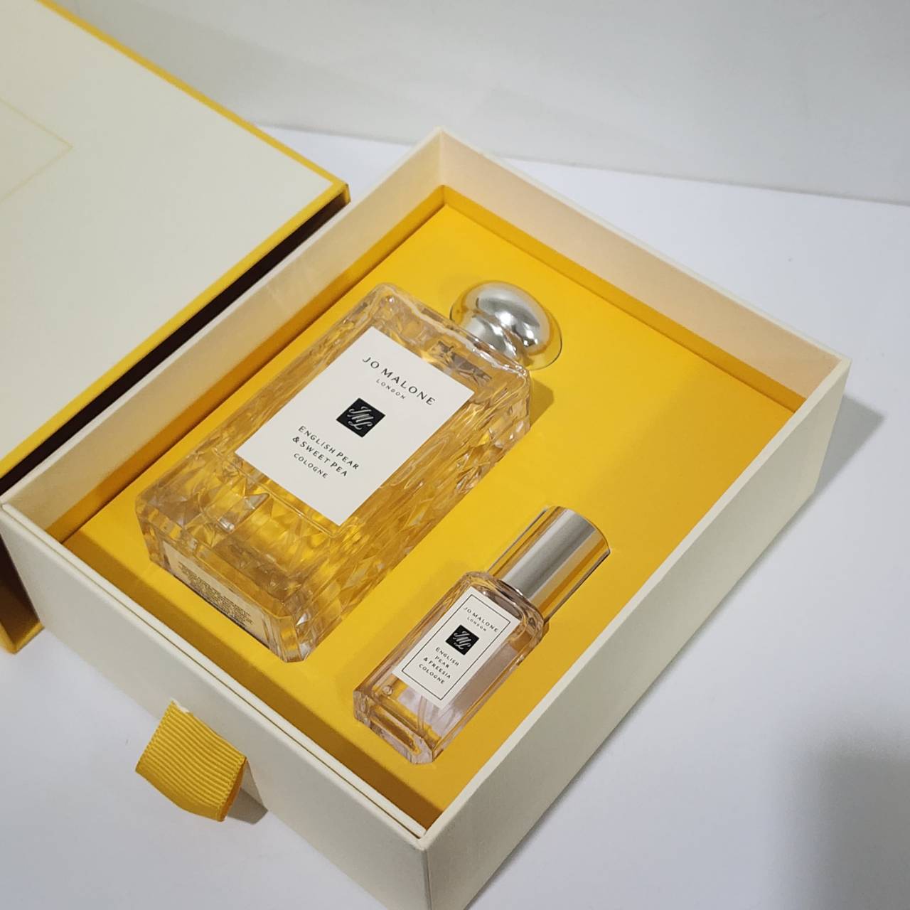 น้ำหอมแท้ Jo Malone English Pear & Sweet Pea Set 2 Pcs.