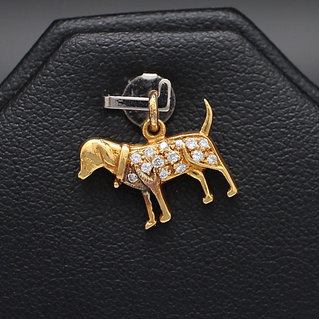 PD25008 จี้ปีจอ ทองแท้ 18k ฝังเพชรแท้ 13 เม็ด 0.06 กะรัต นน.รวม 1.3 กรัม