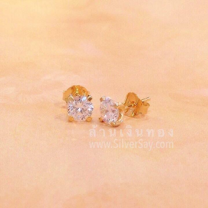 ต่างหูเพชรสวิสทรงกลม 3 มม. ถึง 6 มม./สี่หนามเตยเหลี่ยม V-shaped/สีทองคำ22k
