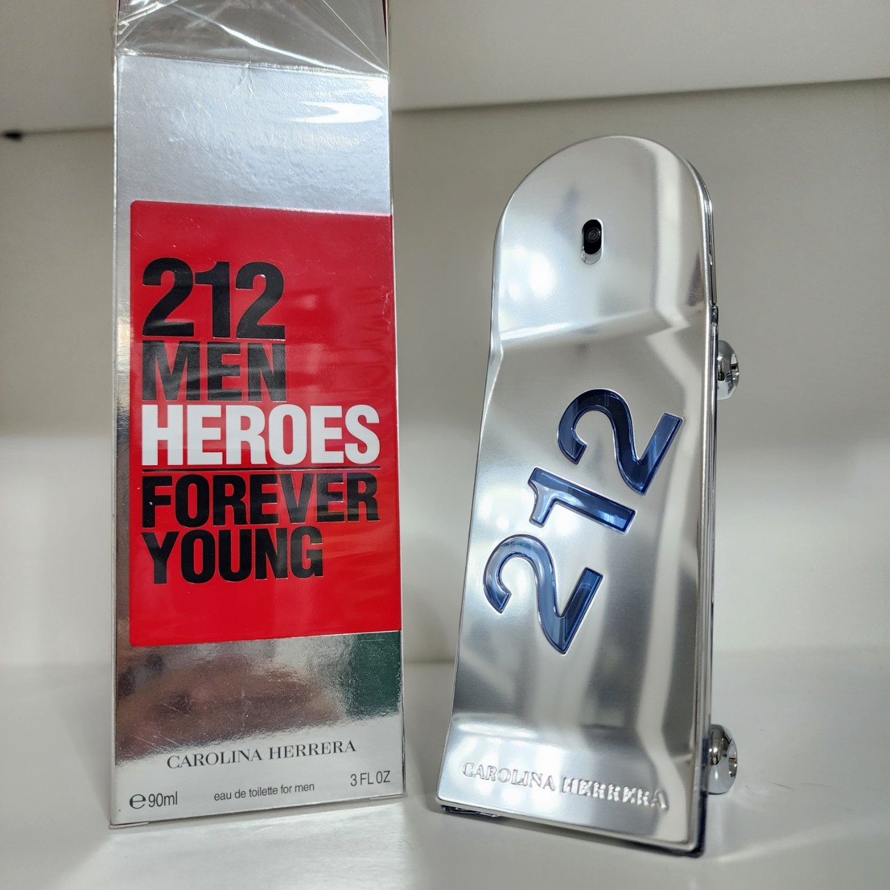 น้ำหอมแท้แบ่งขาย Carolina Herrera 212 Heroes Forever Young EDT 💕Travel Size แบบทดลอง