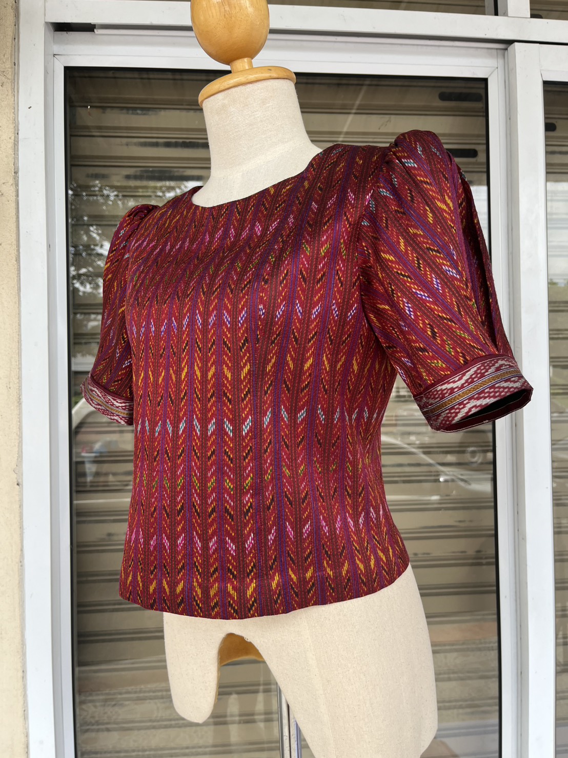 เสื้อสตรี ลายโฮล ไหมแท้ 100% | เลือกไซส์ รหัส WD-PTS-1009681