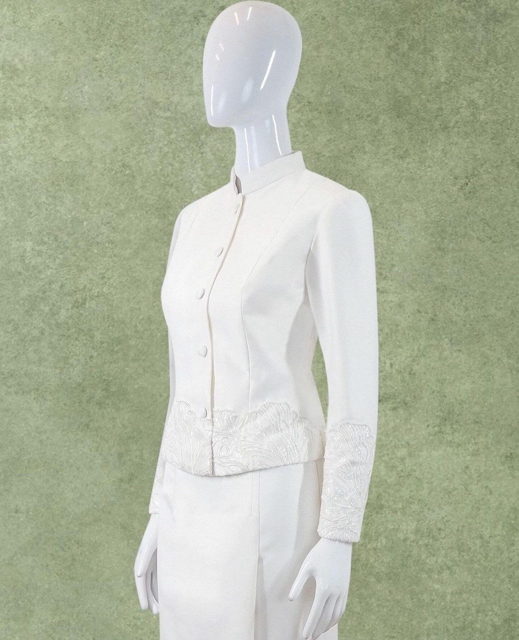 แบบตัดชุด แยกชิ้น เสื้อ+กระโปรง ชุดไทยจิตรลดา (ไม่รวมผ้า) chobmai x JHN รหัส CUT-JHN-0704670