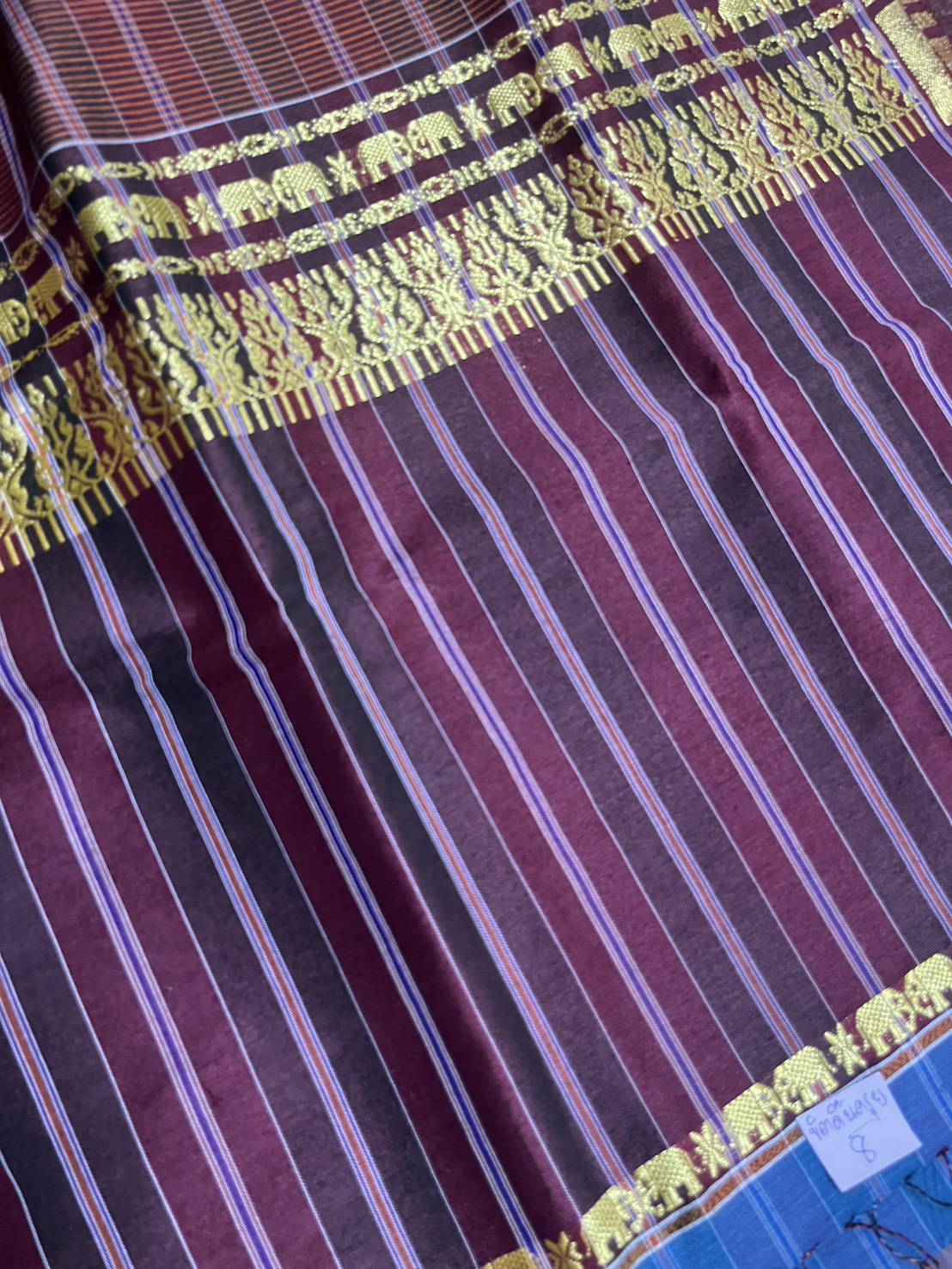 ผ้าขาวม้า ไหมแท้ ยกขิดดิ้นลายช้าง มีชายครุย ขนาด 65X200ซม. รหัส R4E-NY-8