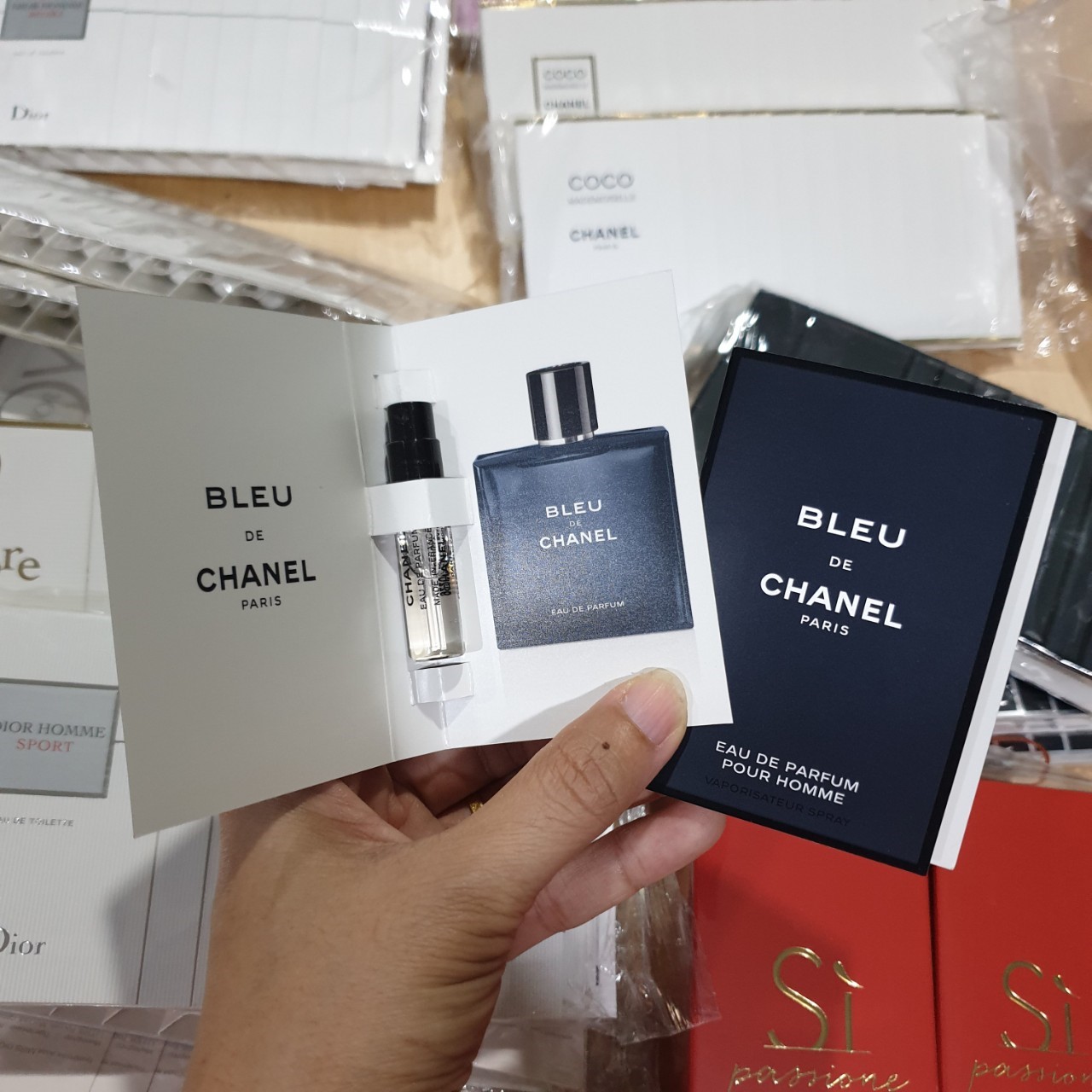 น้ำหอมไวออลหลอดทดลอง Chanel Bleu de Chanel Parfum EDP 1.5ml Spray Sample Vial ขนาดทดลองแบบ VIAL