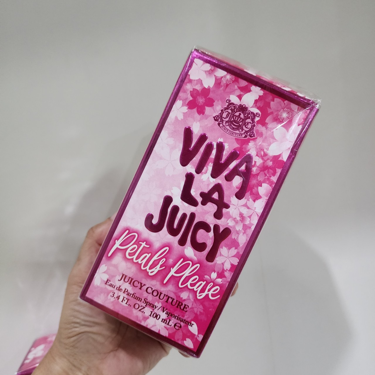 น้ำหอม Juicy Couture Viva La Juicy Petals Please 100ml กล่องซีล กล่องบุบ