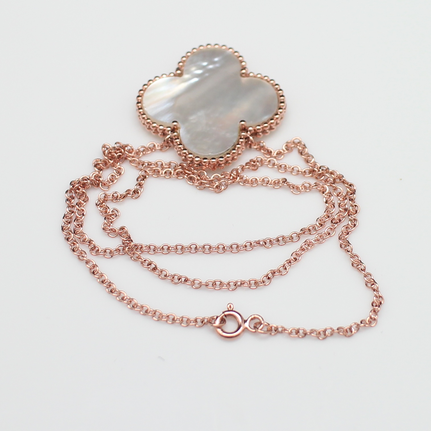 NL25019 สร้อยคอดอกไม้เปลือกมุก ทองแท้ 18k นน.รวม 8.4 กรัม ยาว 17 นิ้ว