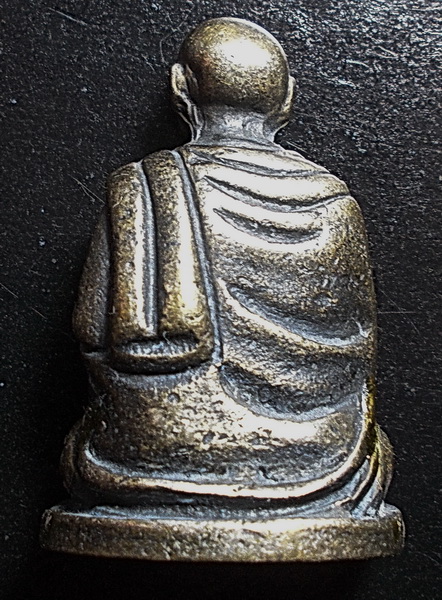 รูปหล่อสมเด็จโต โค๊ตระฆังใต้ฐาน