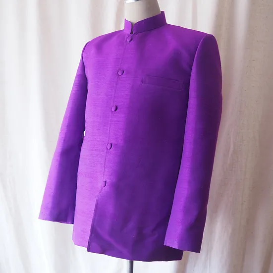 เสื้อสูทคอพระราชทาน แขนยาว ไหมแท้ สีม่วงเม็ดมะปราง รหัส DM-CT-102706