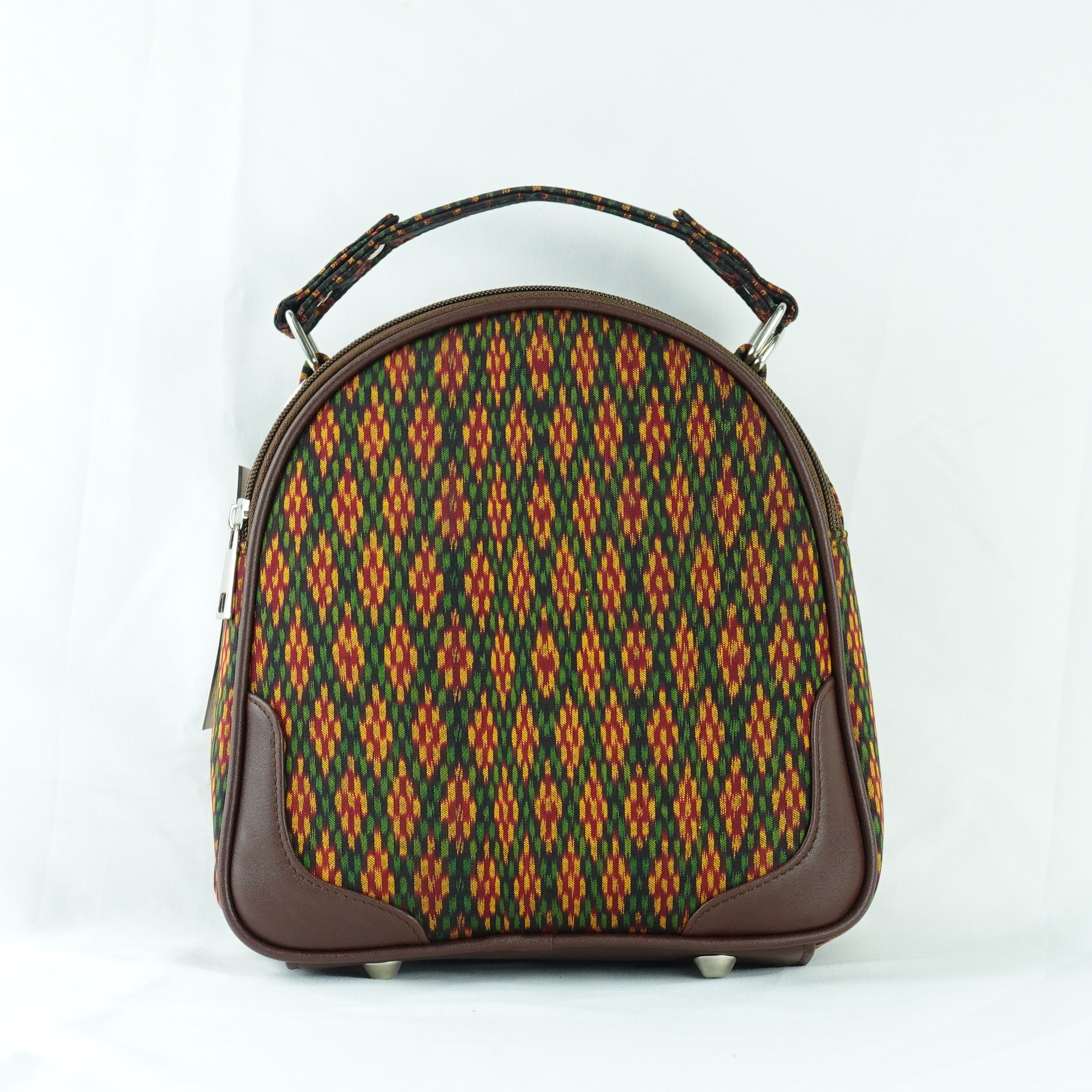 กระเป๋าถือไหมแท้ทรงโดมหลังเต่า พร้อมสายสะพาย ขนาด 8x21x21 ซม. ความสูงหูจับ 7 ซม. สีเขียว รหัส GO-TT-060568