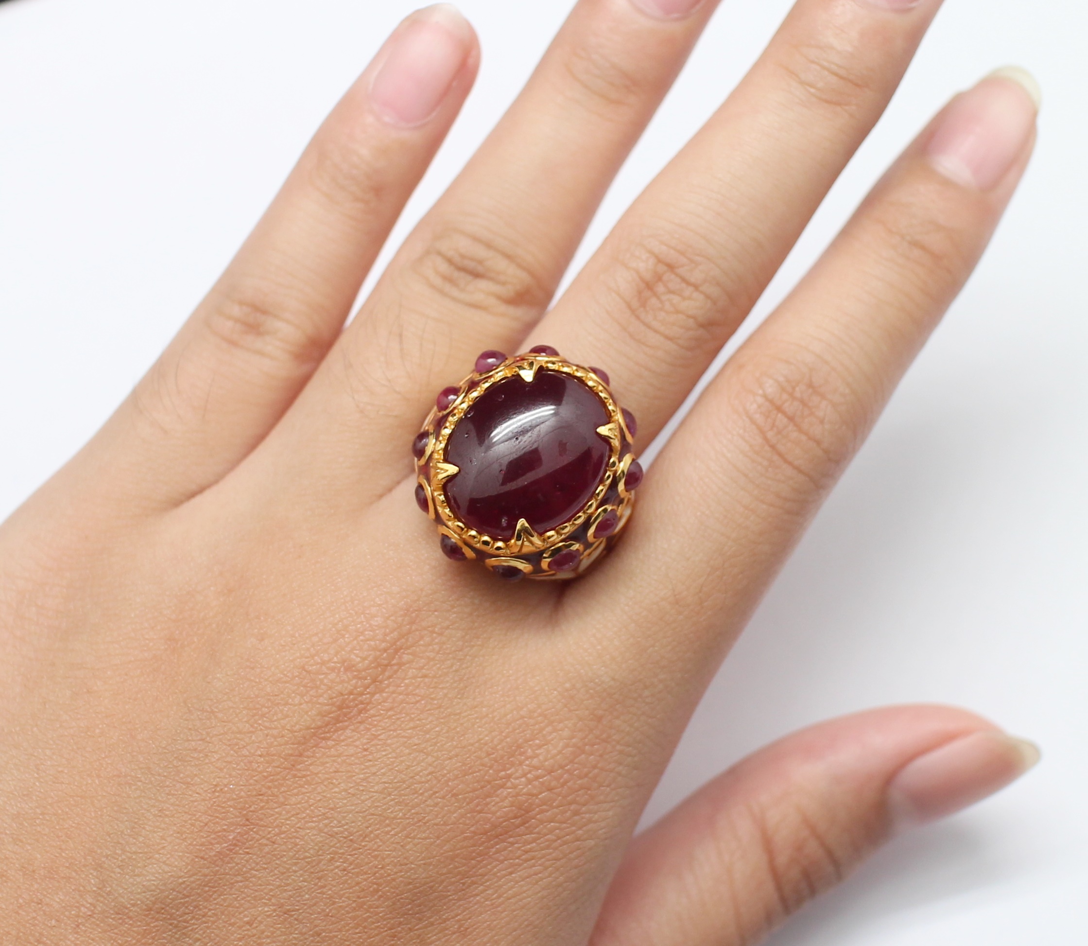 SI195 แหวนทับทิมล้อมทับทิมทรงมอญ ตัวเรือนลงยา เงินแท้ 92.5% นน. 17.3 กรัม Size 58