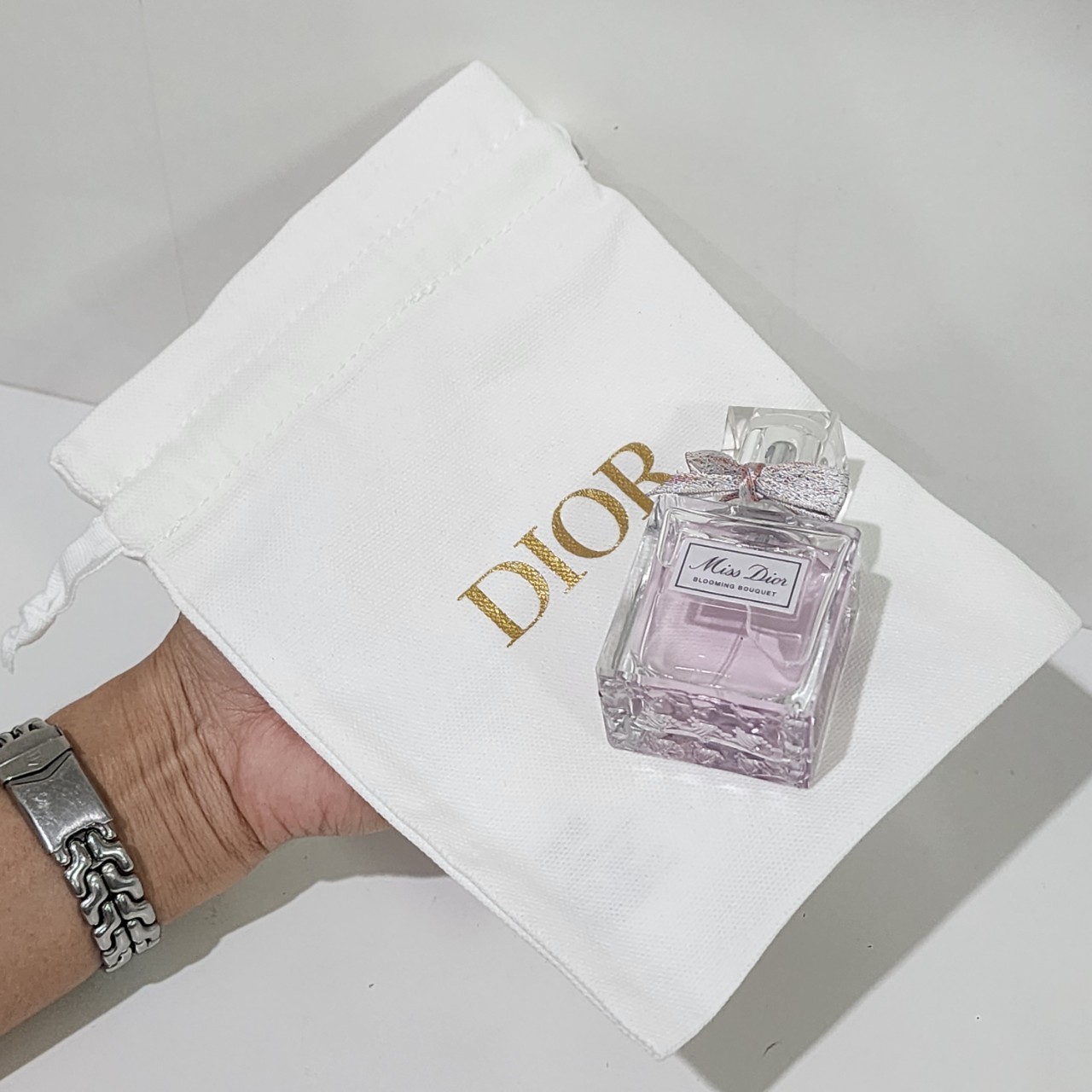 น้ำหอมแท้ Christian Dior Miss Dior Blooming Bouquet 30ml แยกจาก SET ไม่มีกล่องแต่มีถุงกระดาษให้ค่ะ +ถุงผ้า