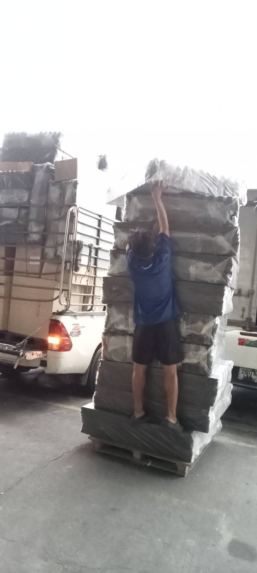 แผ่นจิ๊กซอว์ราคาถูกสุด 20 มิล ราคา 400 บาท