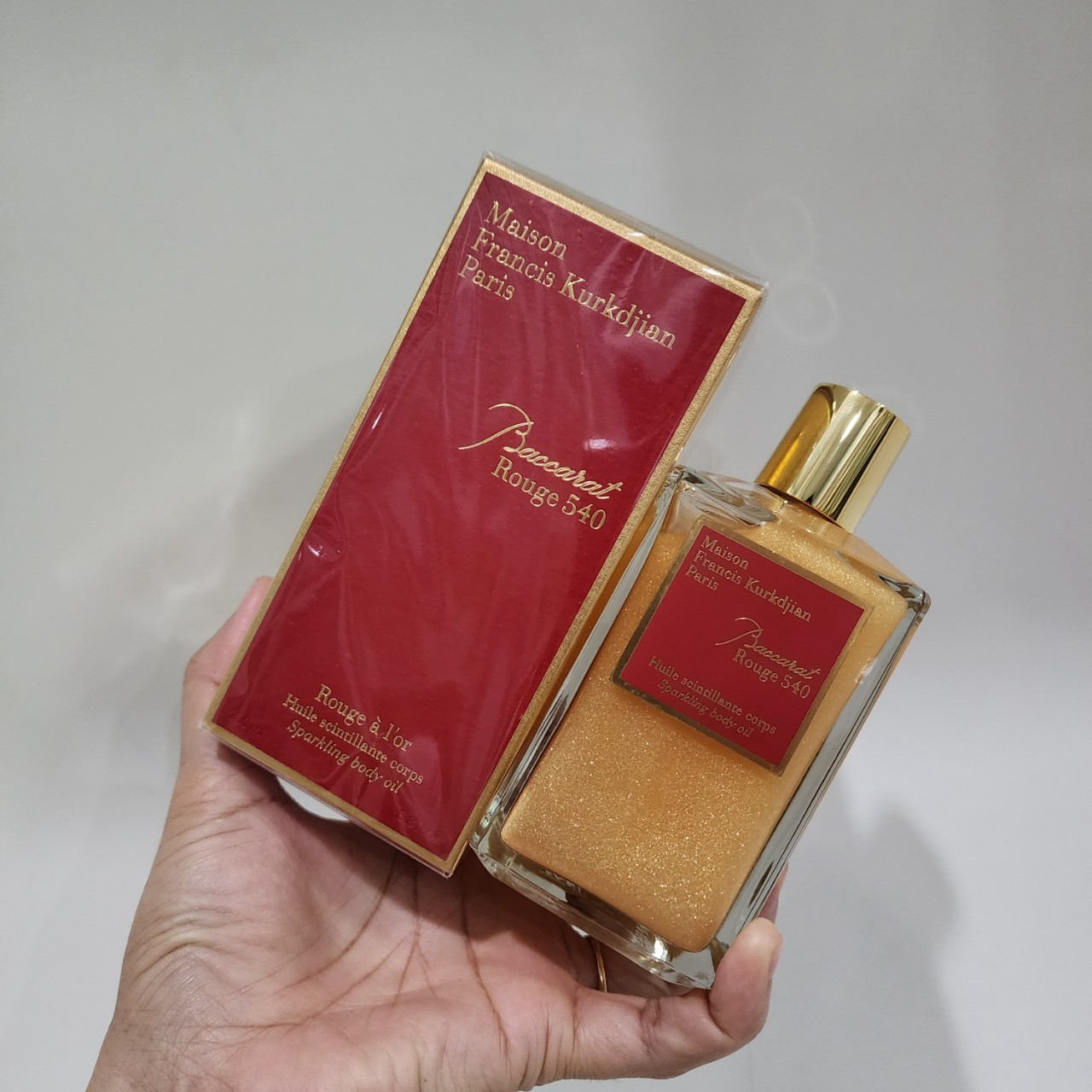 MFK BR 540 Huile scintillante corps Sparkling body oil 200ml กล่องซีล