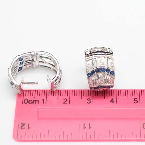 ER25067 ต่างหูห่วงเพชรฝังไพลิน เพชรแท้ 0.50 กะรัต ทองแท้ 18k นน.รวม 8.8 กรัม งานสวย