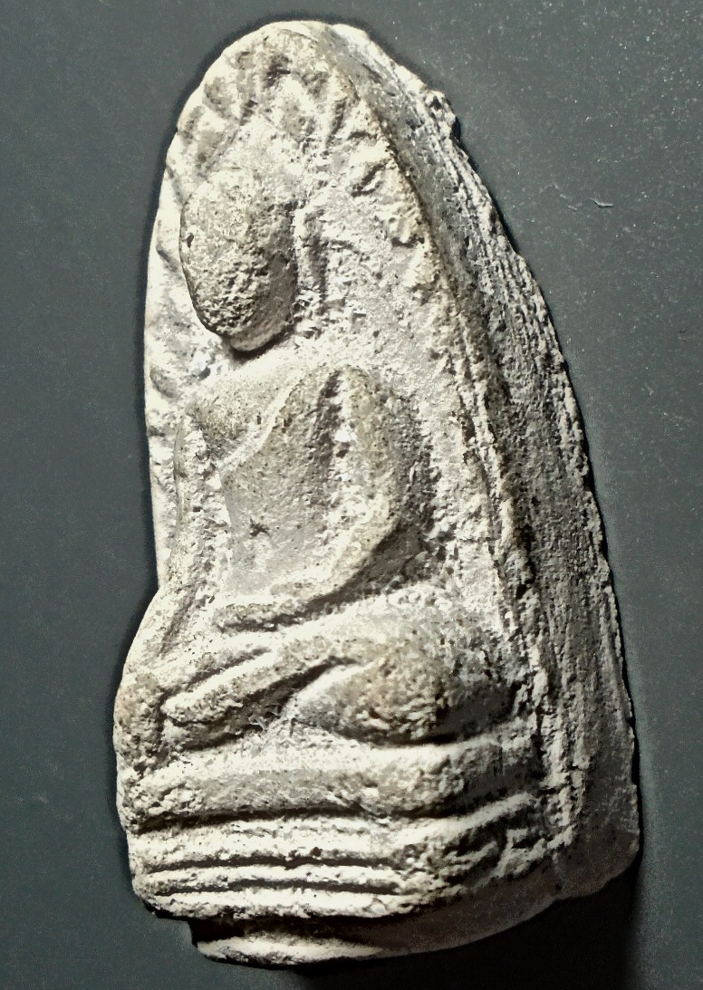 พระผงจักรพรรดิ หลวงตาม้า วัดถ้ำเมืองนะ จ.เชียงใหม่ พิมพ์พระรอดใหญ่