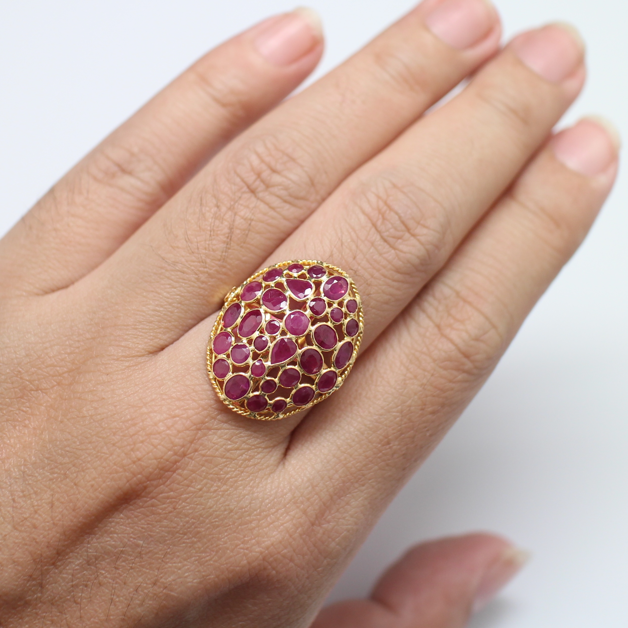 RG250107 แหวนทับทิมรูปไข่ ทองแท้ 18k นน.รวม 4.4 กรัม ขนาดแหวน 57 ทับทิมสีสวย
