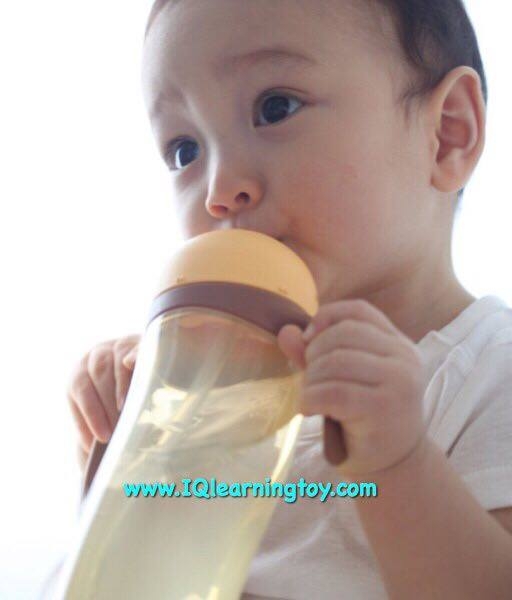 ถ้วยหัดดื่ม พีเจ้นท์ ทรงสูง Pigeon Straw Bottle Tall สีฟ้า ขนาดบรรจุ 330 ml. จัดส่งฟรี