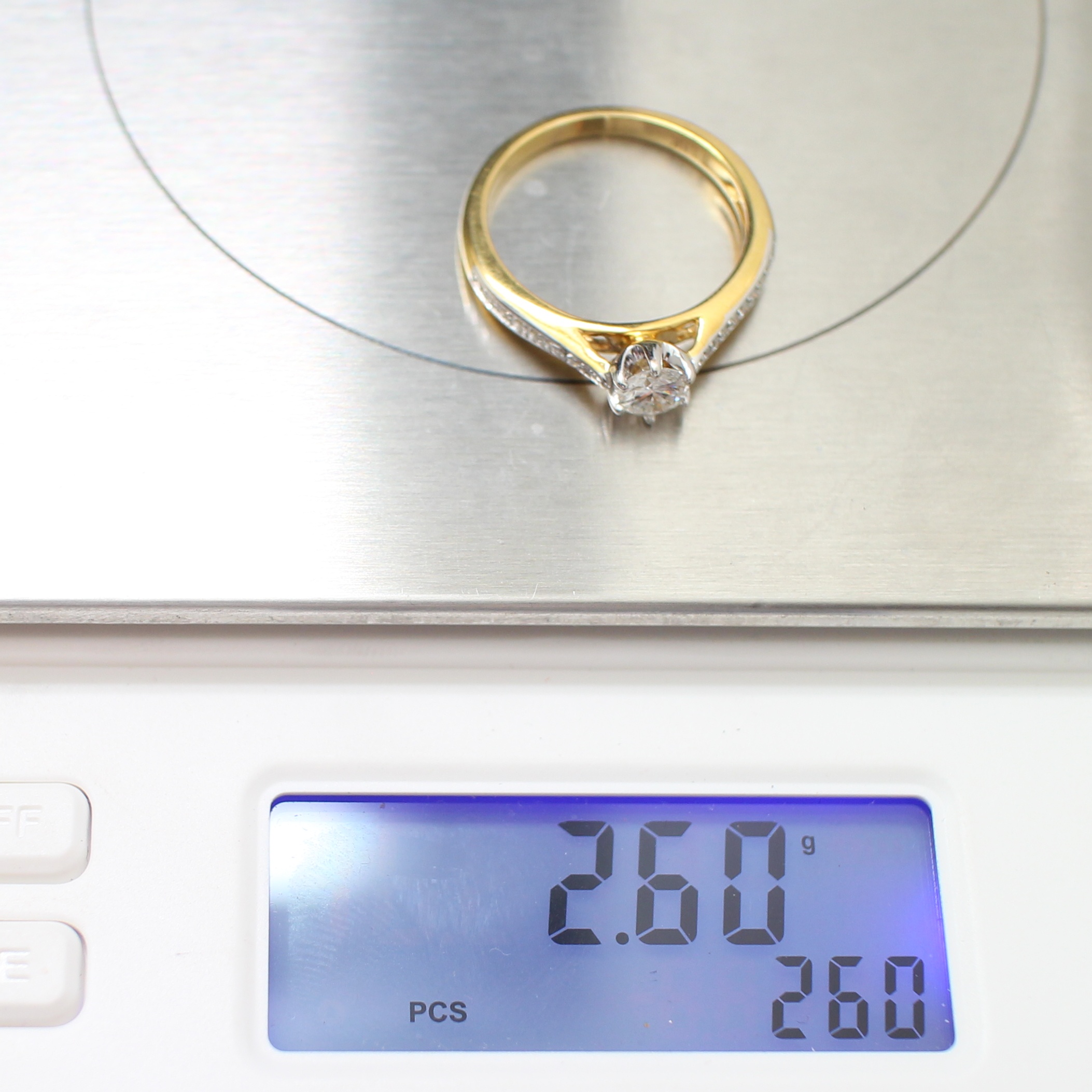 RG250596 แหวนเพชรชู 31 ตังส์ บ่าข้างเพชรแท้ 0.10 กะรัต ทองแท้ 18k นน.รวม 2.6 กรัม ขนนาดแหวน 51