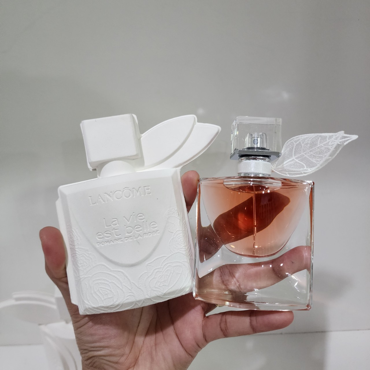 น้ำหอมแท้ Lancome La Vie Est Belle Domaine de la Rose Exitrait de Perfum 30ml กล่องจริง