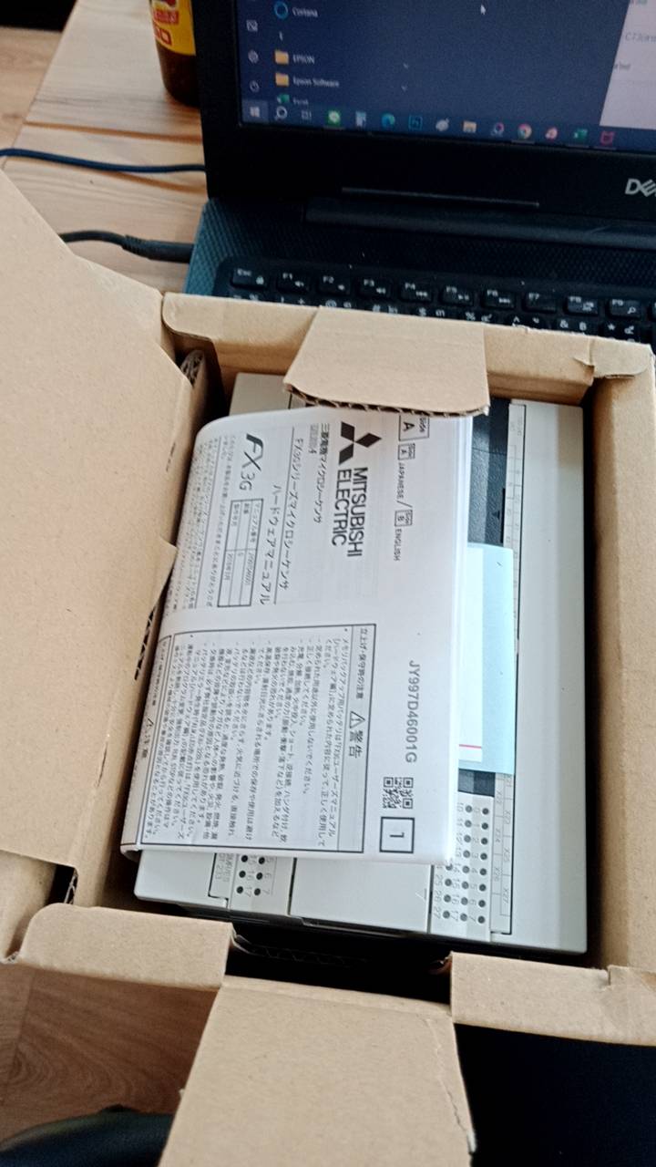 FX3G-40MR/ES กล่องมีตำหนิ