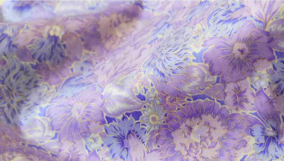 ผ้าพันคอไหมพิมพ์ลาย สี่เหลี่ยมจัตุรัส ขนาด 100x102ซม.ลายดอกไม้ สีม่วง รหัส ZTG-CT-103354